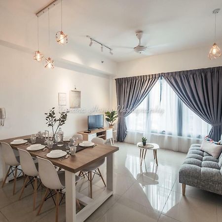 Xandra'S 218 Macalister Suite George Town Bagian luar foto