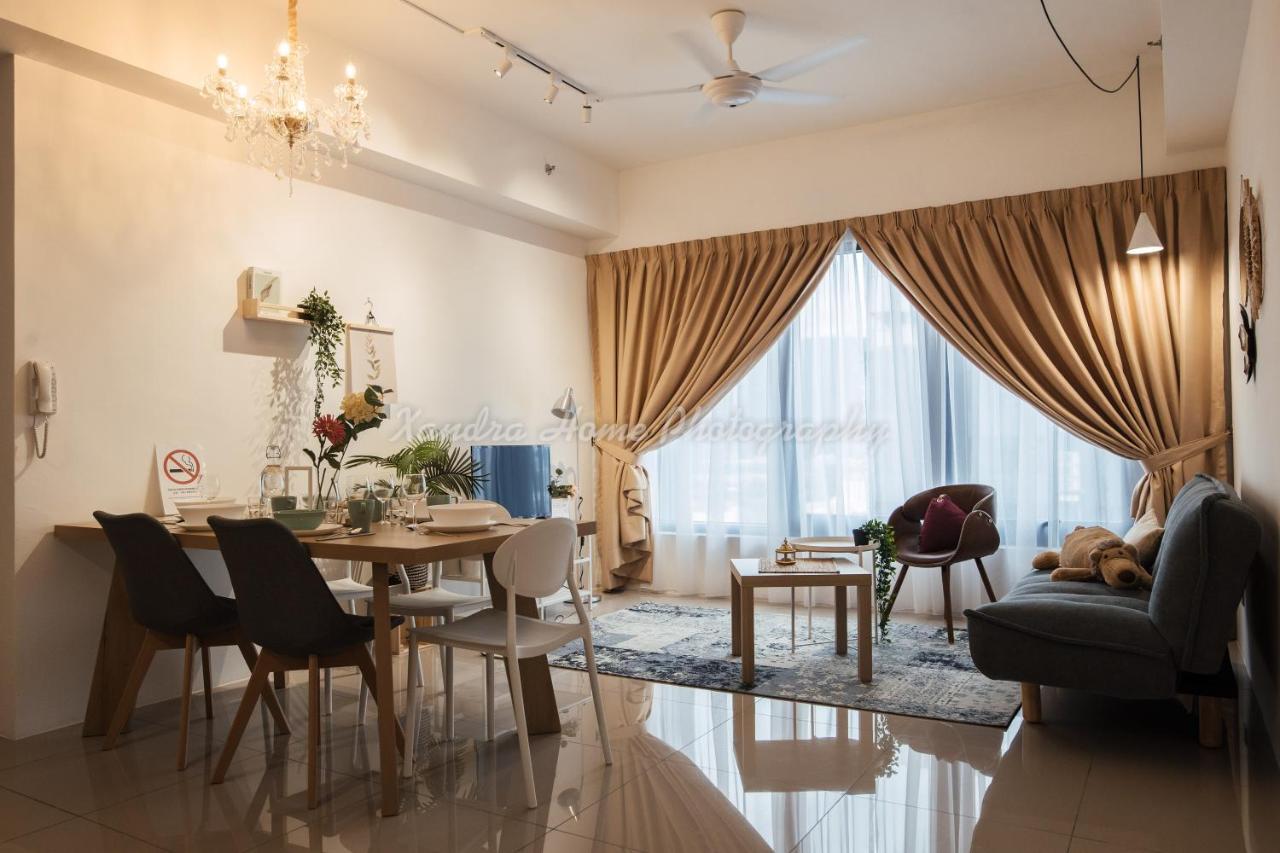 Xandra'S 218 Macalister Suite George Town Bagian luar foto